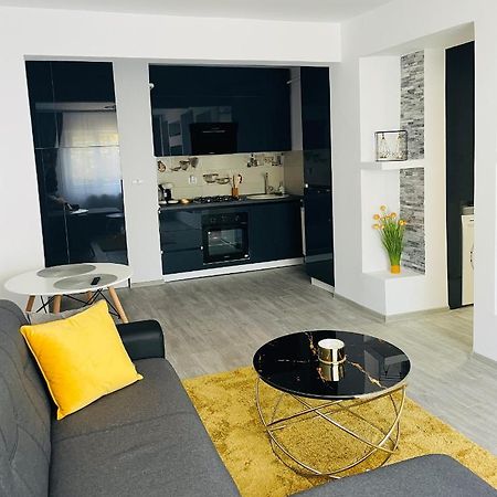 Timisoara Central Apartment New Parking !! Экстерьер фото
