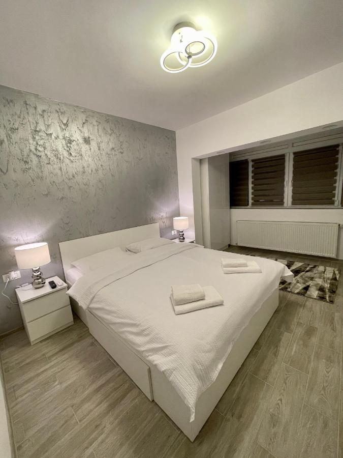 Timisoara Central Apartment New Parking !! Экстерьер фото